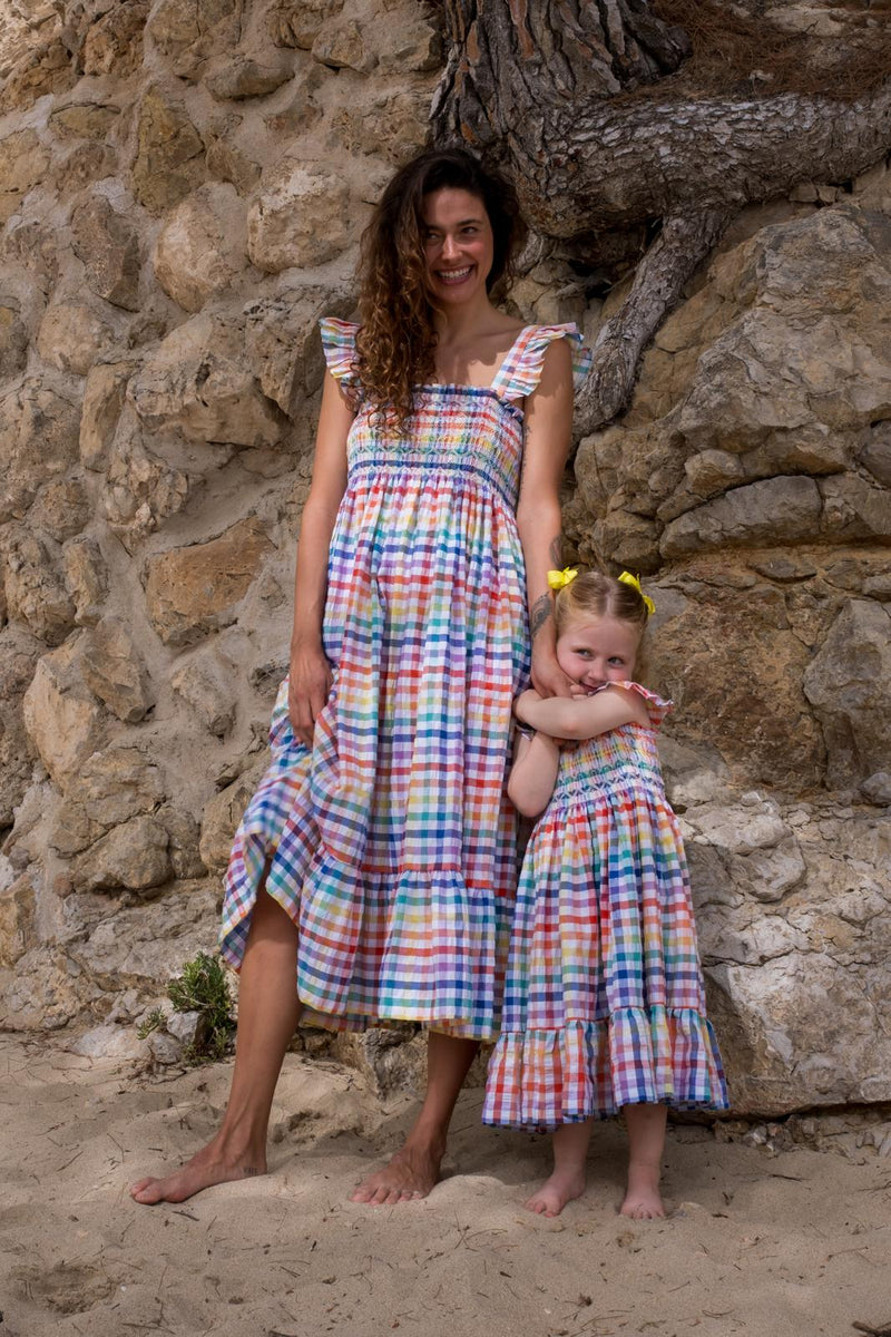 RACHEL CARSON GIRLS DRESS RAINBOW GINGHAM SEERSUCKER WITH PRISM HAND SMOCKING