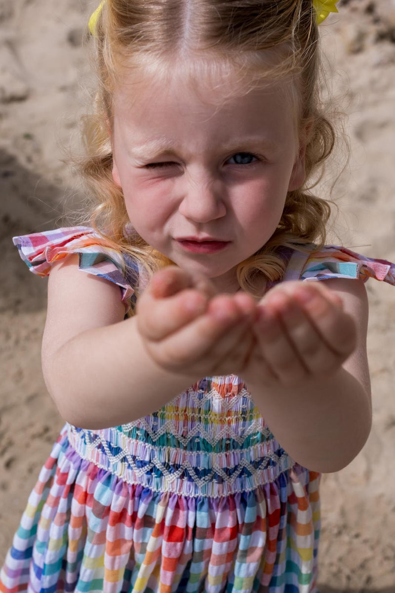 RACHEL CARSON GIRLS DRESS RAINBOW GINGHAM SEERSUCKER WITH PRISM HAND SMOCKING